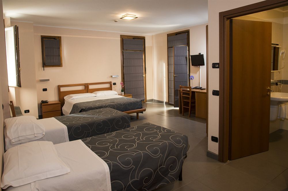 Parini Hotel Bosisio Parini Exterior foto
